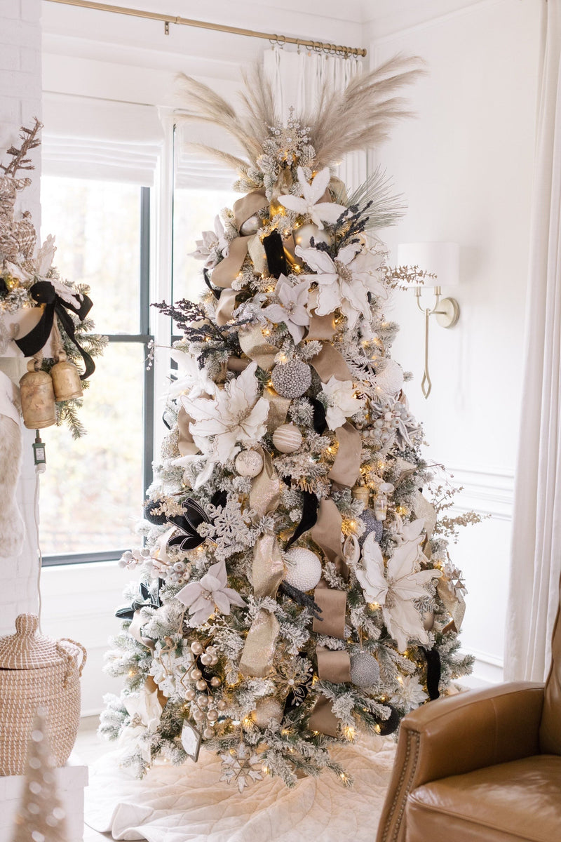 Árvore Rei dos Flocos com Neve Sem Iluminação